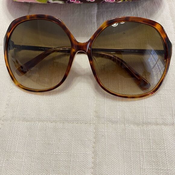 Vera Bradley Sunglasses    - Picture 2 of 10